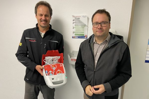 Schneller Leben retten mit Defibrillatoren